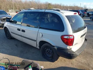 2005 Dodge Caravan SE with VIN 1D4GP25R45B305819, listed as a IAAI auction lot 41011300 with 229,466 mi miles and . Bid and sale history available at carsss.com. Image 3.