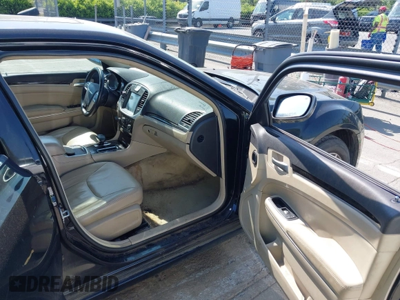 2014 Chrysler 300 with VIN 2C3CCAAG4EH252864, listed as a IAAI auction lot 42056787 with 185,063 mi miles. Bid and sale history available at carsss.com. Image 5.
