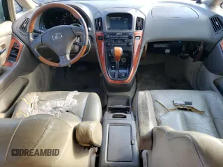 2002 Lexus RX 300 with VIN JTJHF10U820274394, listed as a Copart auction lot 71036874 with 185,606 mi miles and Clean Title. Bid and sale history available at carsss.com. Image 8.