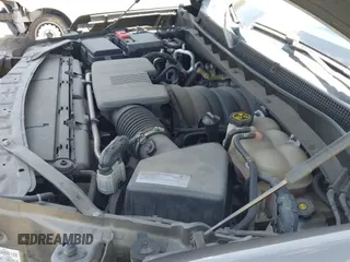 2021 Chevrolet Suburban LT z VIN 1GNSCCKD7MR235652, wystawiony jako IAAI lot #42640697 z przebiegiem 88 471 mil mil oraz . Historia ofert i sprzedaży dostępna na DreamBid. Obrazek 20.