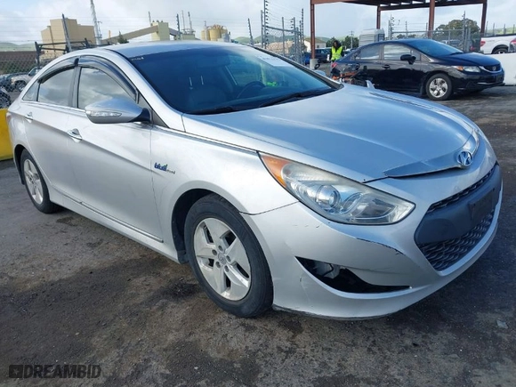 2012 Hyundai Sonata Hybrid with VIN KMHEC4A46CA058307, listed as a IAAI auction lot 41814432 with 140,355 mi miles. Bid and sale history available at carsss.com. Image 1.