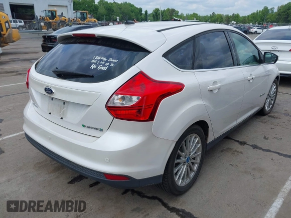 2013 Ford Focus Electric z VIN 1FADP3R46DL133781, wystawiony jako IAAI lot #42129143 z przebiegiem 114 041 mil mil oraz . Historia ofert i sprzedaży dostępna na DreamBid. Obrazek 4.