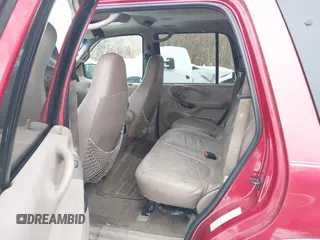 1999 Ford Expedition XLT z VIN 1FMPU18L0XLA04738, wystawiony jako IAAI lot #41177021 z przebiegiem 47 673 mil mil oraz . Historia ofert i sprzedaży dostępna na DreamBid. Obrazek 8.