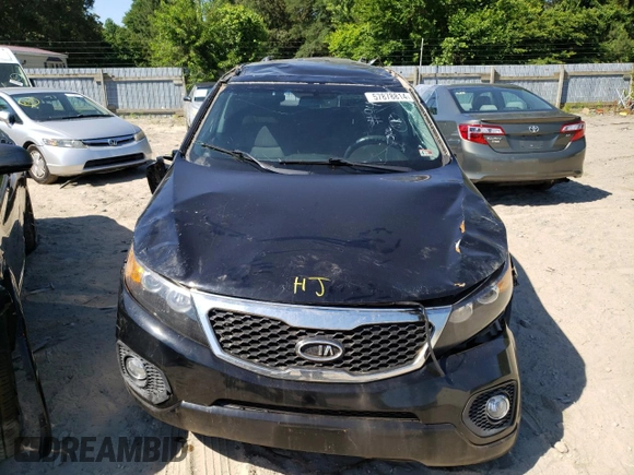 2011 Kia Sorento LX with VIN 5XYKT4A17BG169010, listed as a Copart auction lot 89168455 with Not Provided miles and Non Repairable. Bid and sale history available at DreamBid. Image 5.