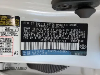 2005 Toyota Avalon XL z VIN 4T1BK36B25U061701, wystawiony jako Copart lot #58007825 z przebiegiem 207 885 mil mil oraz Szkoda całkowita • Salvage title. Historia ofert i sprzedaży dostępna na DreamBid. Obrazek 12.