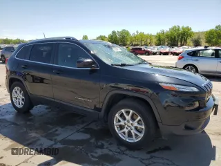 2018 Jeep Cherokee Latitude Plus with VIN 1C4PJMLX1JD579053, listed as a Copart auction lot 57329475 with 93,592 mi miles and Salvage title. Bid and sale history available at DreamBid. Image 4.