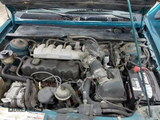 1994 Ford Tempo z VIN 1FAPP31X6RK108511, wystawiony jako IAAI lot #42004445 z przebiegiem 3310 mil mil oraz . Historia ofert i sprzedaży dostępna na DreamBid. Obrazek 10.