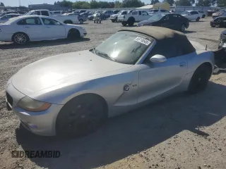 2004 BMW Z4 3.0i with VIN 4USBT53594LU07477, listed as a Copart auction lot 65718545 with 124,545 mi miles and Clean title. Bid and sale history available at DreamBid. Image 1.