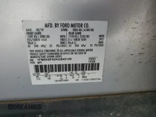2019 Ford Explorer Limited z VIN 1FM5K8F82KGB43145, wystawiony jako Copart lot #57031025 z przebiegiem 76 481 mil mil oraz Szkoda całkowita • Salvage title. Historia ofert i sprzedaży dostępna na DreamBid. Obrazek 13.