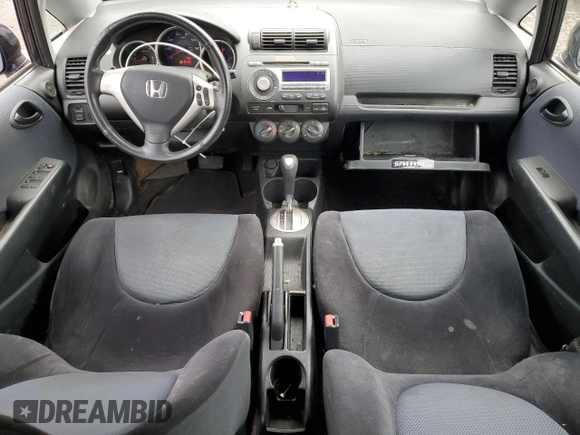2008 Honda Fit Sport z VIN JHMGD386X8S038301, wystawiony jako Copart lot #56425215 z przebiegiem 131 050 mil mil oraz Szkoda całkowita • Salvage title. Historia ofert i sprzedaży dostępna na DreamBid. Obrazek 8.
