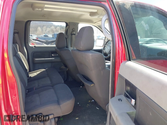 2004 Ford F-150 XLT with VIN 1FTRW14W04KC99493, listed as a IAAI auction lot 41858784 with 165,284 mi miles. Bid and sale history available at carsss.com. Image 8.