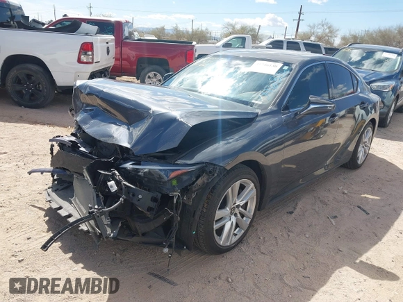 2021 Lexus IS 300 z VIN JTHC81F21M5046836, wystawiony jako IAAI lot #41746130 z przebiegiem 41 806 mil mil oraz . Historia ofert i sprzedaży dostępna na DreamBid. Obrazek 17.