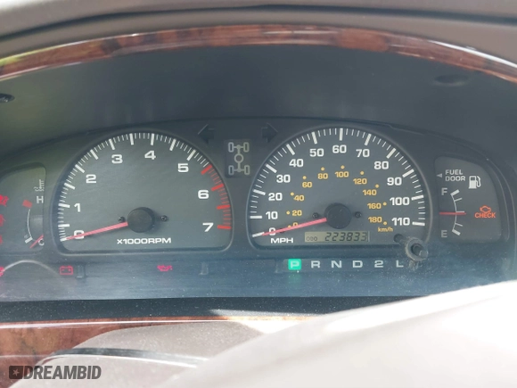 2000 Toyota 4Runner Limited with VIN JT3HN87R0Y0277545, listed as a IAAI auction lot 41880307 with 223,833 mi miles. Bid and sale history available at carsss.com. Image 7.