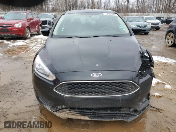 2018 Ford Focus SE z VIN 1FADP3F2XJL249158, wystawiony jako Copart lot #47930695 z przebiegiem 160 765 mil mil oraz Czysty tytuł • Clean title. Historia ofert i sprzedaży dostępna na DreamBid. Obrazek 5.