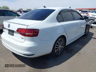 2016 Volkswagen Jetta Sport z VIN 3VWD17AJXGM394402, wystawiony jako IAAI lot #41896331 z przebiegiem 147 771 mil mil oraz . Historia ofert i sprzedaży dostępna na DreamBid. Obrazek 4.