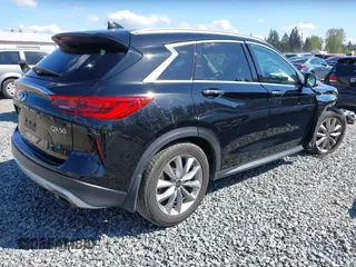 2021 Infiniti QX50 Luxe z VIN 3PCAJ5BB4MF115477, wystawiony jako IAAI lot #42088105 z przebiegiem 49 821 mil mil oraz . Historia ofert i sprzedaży dostępna na DreamBid. Obrazek 4.