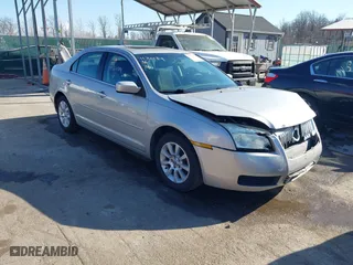 2008 Mercury Milan with VIN 3MEHM07Z58R633485, listed as a IAAI auction lot 41764314 with 60,842 mi miles. Bid and sale history available at carsss.com. Image 1.