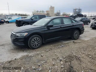 2021 Volkswagen Jetta S with VIN 3VWC57BU6MM025668, listed as a Copart auction lot 44327665 with 30,804 mi miles and Salvage Title. Bid and sale history available at carsss.com. Image 1.