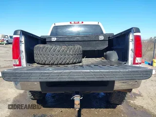 2008 GMC Sierra 1500 SLE1 with VIN 3GTEK13J58G223216, listed as a IAAI auction lot 41390350 with 349,296 mi miles. Bid and sale history available at carsss.com. Image 17.