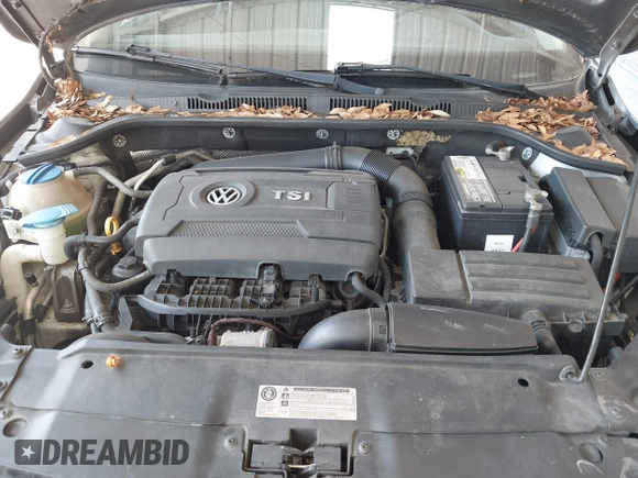 2014 Volkswagen Jetta SE z VIN 3VWD17AJXEM315517, wystawiony jako IAAI lot #42348053 z przebiegiem 120 208 mil mil oraz . Historia ofert i sprzedaży dostępna na DreamBid. Obrazek 10.