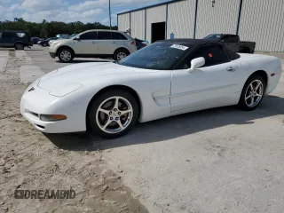 2004 Chevrolet Corvette with VIN 1G1YY32G945108108, listed as a Copart auction lot 72935054 with 0 mi miles and Salvage Title. Bid and sale history available at carsss.com. Image 1.