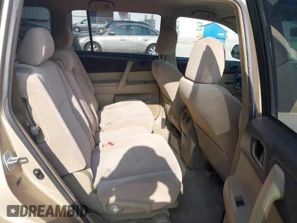 2008 Toyota Highlander z VIN JTEES41A482068313, wystawiony jako IAAI lot #41973917 z przebiegiem 262 396 mil mil oraz . Historia ofert i sprzedaży dostępna na DreamBid. Obrazek 8.