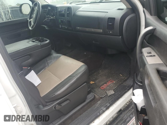 2011 GMC Sierra 1500 SLE with VIN 3GTP1VE01BG308391, listed as a Copart auction lot 53954405 with Not provided miles and Salvage title. Bid and sale history available at DreamBid. Image 8.