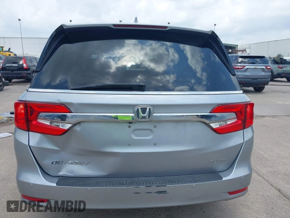 2018 Honda Odyssey Elite с VIN 5FNRL6H98JB062513, выставлен на аукционе IAAI как лот 42126318 с пробегом 75 589 миль миль и . История ставок и продаж доступна на DreamBid. Изображение 17.