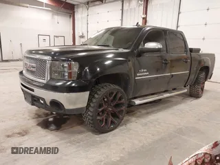 2011 GMC Sierra 1500 SLE z VIN 3GTP1VE08BG100816, wystawiony jako IAAI lot #41768212 z przebiegiem 249 109 mil mil oraz . Historia ofert i sprzedaży dostępna na DreamBid. Obrazek 2.