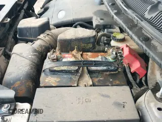 2011 Ford Explorer z VIN 1FMHK8B86BGA22959, wystawiony jako IAAI lot #43472254 z przebiegiem 250 634 mil mil oraz . Historia ofert i sprzedaży dostępna na DreamBid. Obrazek 19.