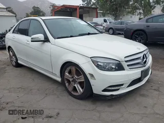 2011 Mercedes-Benz C 300 Sport с VIN WDDGF5EB3BR147552, выставлен на аукционе IAAI как лот 42496357 с пробегом 162 754 миль миль и . История ставок и продаж доступна на DreamBid. Изображение 1.