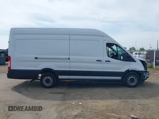 2022 Ford Transit Cargo with VIN 1FTBW3XG9NKA84214, listed as a IAAI auction lot 42033413 with 6,746 mi miles and . Bid and sale history available at DreamBid. Image 14.