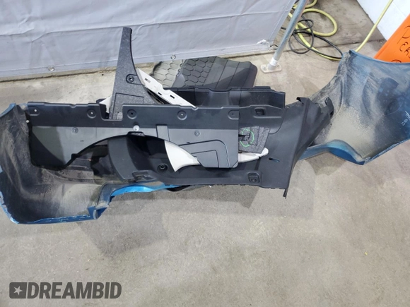 2018 Subaru Impreza с VIN 4S3GTAA68J3731029, выставлен на аукционе Copart как лот 55646715 с пробегом 69 340 миль миль и Списание • Salvage title. История ставок и продаж доступна на DreamBid. Изображение 12.