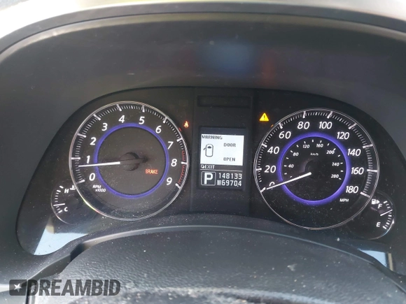 2014 Infiniti QX70 with VIN JN8CS1MW2EM411237, listed as a IAAI auction lot 42011806 with 148,133 mi miles and . Bid and sale history available at carsss.com. Image 7.