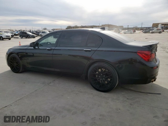 2015 BMW 7 Series 750Li xDrive z VIN WBAYF8C54FD654540, wystawiony jako Copart lot #49346035 z przebiegiem 98 336 mil mil oraz Szkoda całkowita • Salvage title. Historia ofert i sprzedaży dostępna na DreamBid. Obrazek 2.