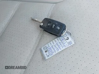 2013 Volkswagen Jetta SE с VIN 3VWDX7AJ4DM298274, выставлен на аукционе IAAI как лот 41444013 с пробегом 111 344 миль миль и . История ставок и продаж доступна на DreamBid. Изображение 11.