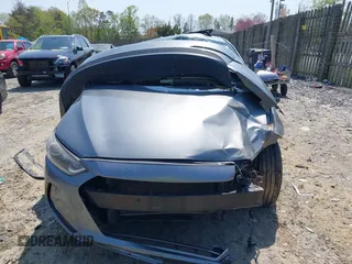2017 Hyundai Elantra Value Edition z VIN KMHD84LF0HU227500, wystawiony jako IAAI lot #42022039 z przebiegiem 149 747 mil mil oraz . Historia ofert i sprzedaży dostępna na DreamBid. Obrazek 12.