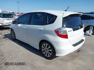 2013 Honda Fit Sport with VIN JHMGE8H54DC059358, listed as a IAAI auction lot 41776717 with 90,595 mi miles. Bid and sale history available at carsss.com. Image 3.