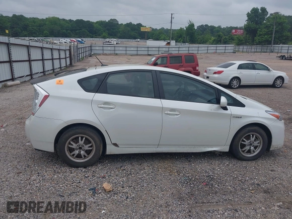 2010 Toyota Prius II z VIN JTDKN3DU5A1246806, wystawiony jako IAAI lot #42263662 z przebiegiem Nie podano mil oraz . Historia ofert i sprzedaży dostępna na DreamBid. Obrazek 13.