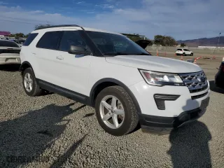 2019 Ford Explorer XLT with VIN 1FM5K7D80KGA09571, listed as a Copart auction lot 46785035 with 63,004 mi miles and Salvage Title. Bid and sale history available at carsss.com. Image 4.