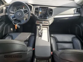 2022 Volvo XC90 Inscription with VIN YV4A22PL8N1813921, listed as a Copart auction lot 62030985 with 35,911 mi miles and Salvage title. Bid and sale history available at DreamBid. Image 8.