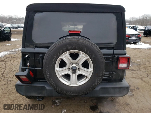 2022 Jeep Wrangler Unlimited Sport S with VIN 1C4HJXDGXNW242038, listed as a Copart auction lot 44771015 with 40,582 mi miles and Salvage Title. Bid and sale history available at DreamBid. Image 6.