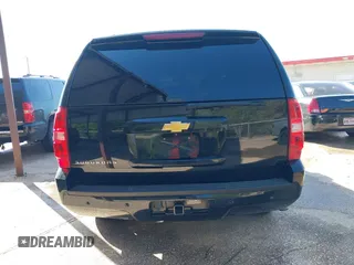 2014 Chevrolet Suburban LT with VIN 1GNSCJE03ER203943, listed as a IAAI auction lot 41982720 with 288,135 mi miles and . Bid and sale history available at DreamBid. Image 17.