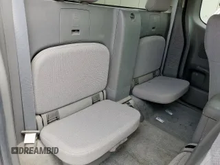 2013 Nissan Frontier S z VIN 1N6BD0CT7DN712806, wystawiony jako Copart lot #59003935 z przebiegiem 179 464 mil mil oraz Czysty tytuł • Clean title. Historia ofert i sprzedaży dostępna na DreamBid. Obrazek 10.