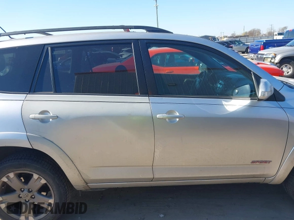 2010 Toyota RAV4 Sport with VIN JTMRF4DVXA5033966, listed as a IAAI auction lot 41131655 with 222,257 mi miles. Bid and sale history available at carsss.com. Image 13.
