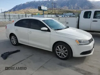 2012 Volkswagen Jetta SE z VIN 3VWDX7AJ7CM463135, wystawiony jako Copart lot #53800555 z przebiegiem 118 341 mil mil oraz Szkoda całkowita • Salvage title. Historia ofert i sprzedaży dostępna na DreamBid. Obrazek 4.