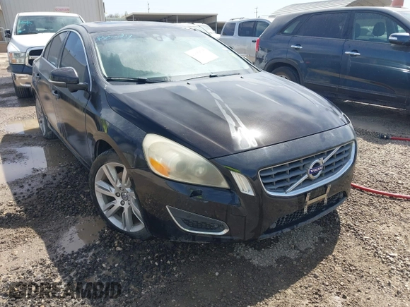 2012 Volvo S60 T6 with VIN YV1902FH4C2023235, listed as a IAAI auction lot 41659705 with 177,668 mi miles. Bid and sale history available at carsss.com. Image 6.