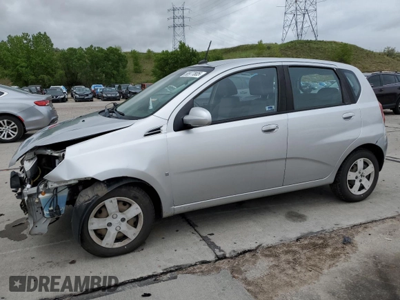 2009 Chevrolet Aveo 1LT z VIN KL1TD66E19B613471, wystawiony jako Copart lot #58977805 z przebiegiem 109 767 mil mil oraz Szkoda całkowita • Salvage title. Historia ofert i sprzedaży dostępna na DreamBid. Obrazek 1.