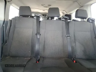 2018 Ford Transit Passenger XL z VIN 1FBZX2YG3JKB06453, wystawiony jako Copart lot #57518745 z przebiegiem 137 724 mil mil oraz Tytuł czysty. Historia ofert i sprzedaży dostępna na DreamBid. Obrazek 10.