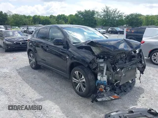 2023 Mitsubishi Outlander ES z VIN JA4ARUAU2PU014515, wystawiony jako IAAI lot #42147345 z przebiegiem 43 489 mil mil oraz . Historia ofert i sprzedaży dostępna na DreamBid. Obrazek 1.